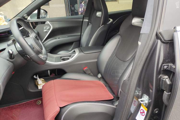 Used Avatr 11 2023 Harmony 90-degree Rear-wheel Drive Business Edition Left Front Seat