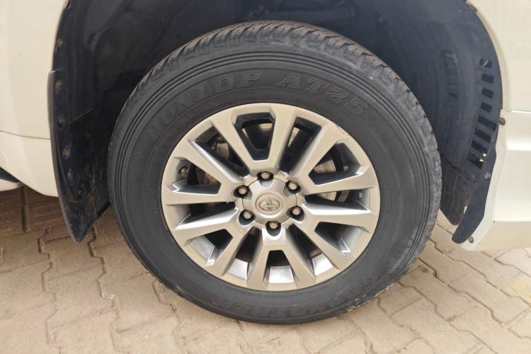 Used Toyota Prado 2018 3.5L Automatic TX-L with Rear-Mounted Spare Tire
