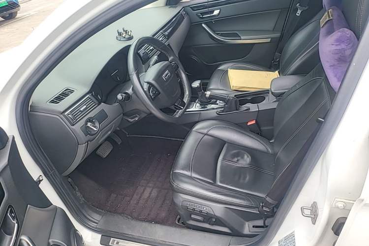 Used Qoros 3 2015 Sedan 1.6T Automatic ZhiZhen Enhanced Model