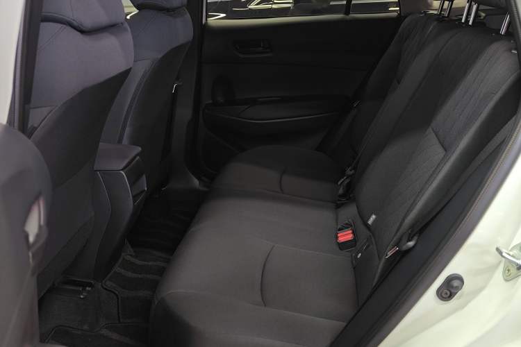 Used Toyota Corolla Cross 2024 2.0L Pioneer Edition
