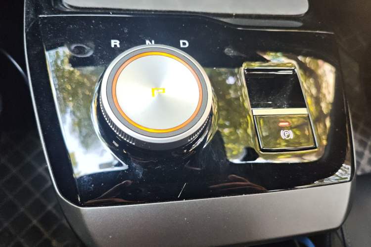 Used MG 4 EV 2023 415 km Range Sea-Faring Champion Edition
