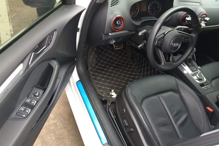 Used Audi A3 2020 Limousine 35 TFSI Style Edition China VI Emission Standard Driver Seat