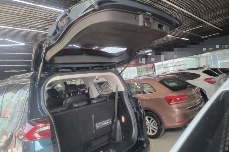 Used GAC Trumpchi M6 2021 270T DCT Luxury Edition (7-seater) Trunk