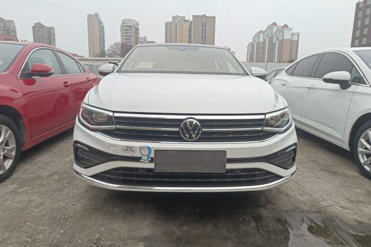 Used Volkswagen Bora 2023 300TSI DSG Prestige Edition