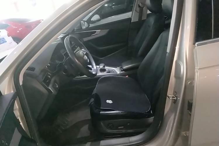 Used Audi A4L 2019 40 TFSI Ambition China VI