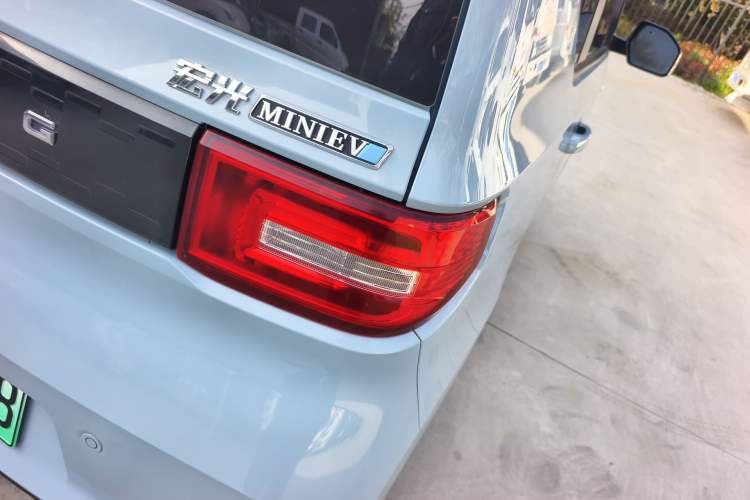 Used Wuling Hongguang MINIEV 2020 Enjoyment Model Lithium Iron Phosphate Right Rear Taillight