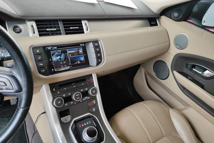 Used Land Rover Range Rover Evoque 2016 2.0T SE Smart Glow Edition