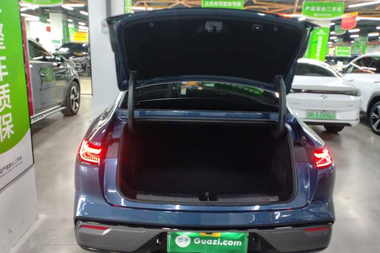 Used Geely Galaxy 8 2025 130km EM-P Starship Edition Trunk