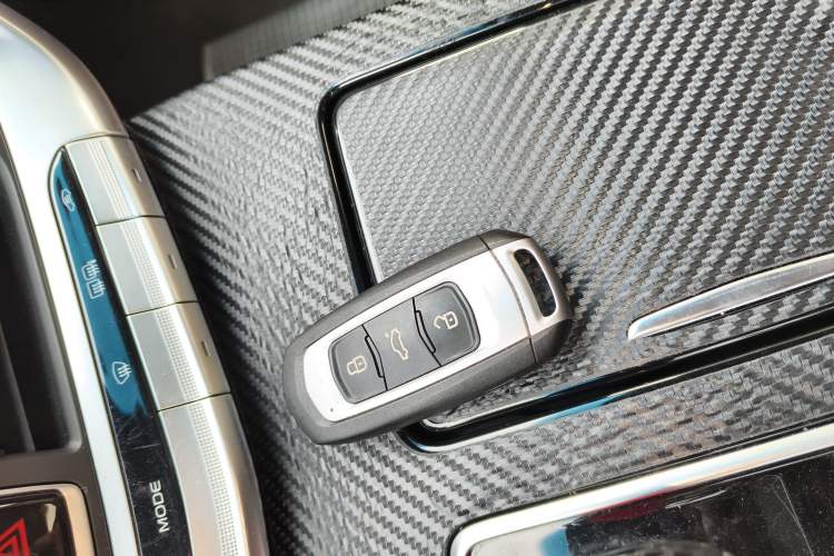 Used Geely Auto Emgrand GT 2018 1.5T MHEV Yaozhi Edition
