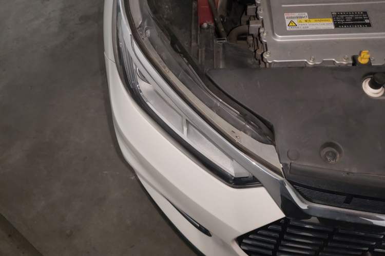 Used BYD Yuan New Energy 2018 EV360 Smart Connected Cool Model Right Front Headlight