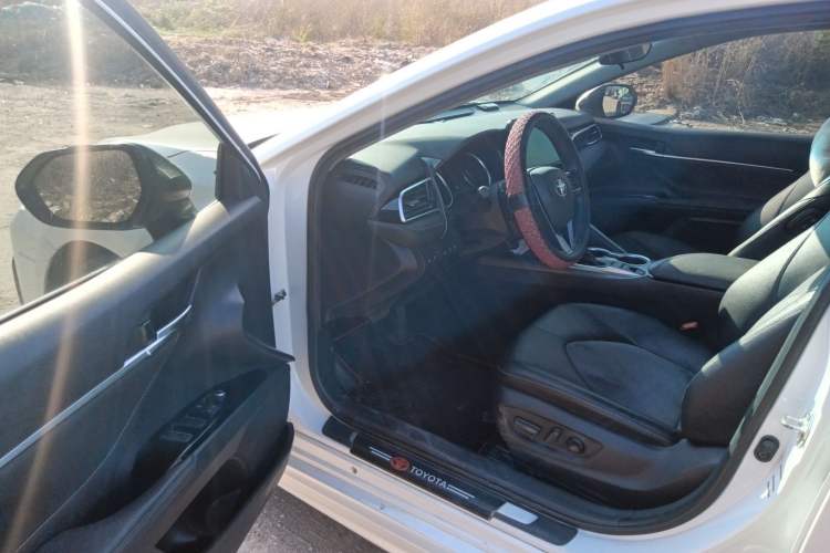 Used Toyota Camry 2021 2.0S FENGSHANG Edition