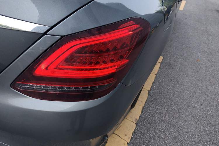 Used Mercedes-Benz C-Class 2020 Restyled C 200 L Fashion Edition Sport Version
