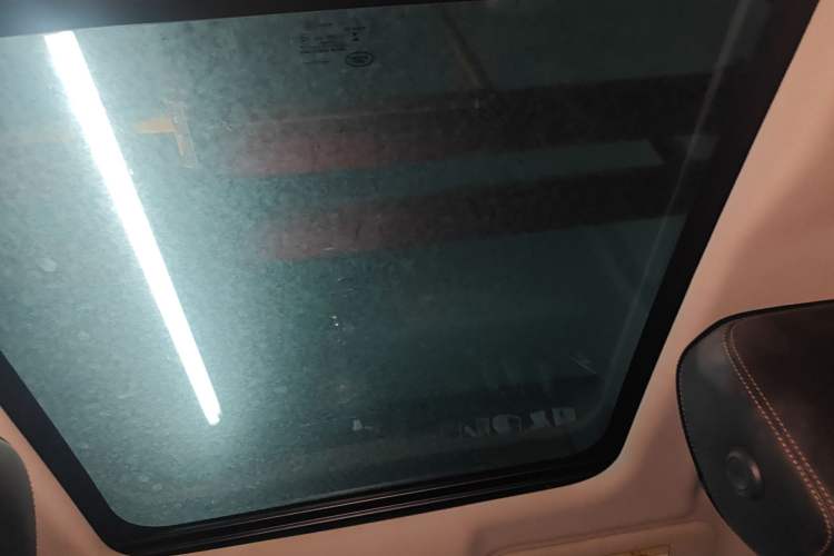 Used Jaguar F-PACE 2018 2.0T Four-Wheel Drive Urban Luxury Edition Headliner