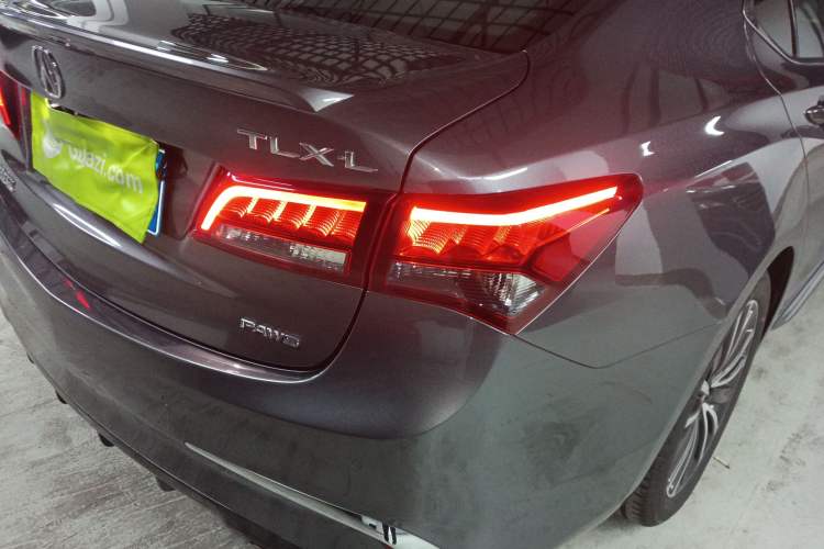 Used Acura TLX-L 2018 2.4L Diamond Edition
