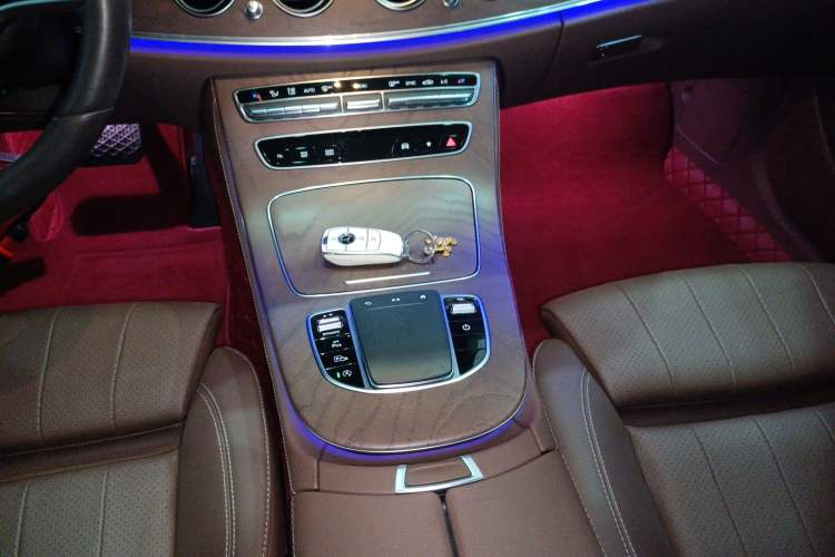 Used Mercedes-Benz E-Class 2022 Second Facelift E 260 L
