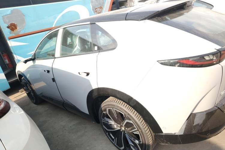 Used Mazda EZ-60 2025 Model Pure Electric 600 Max
