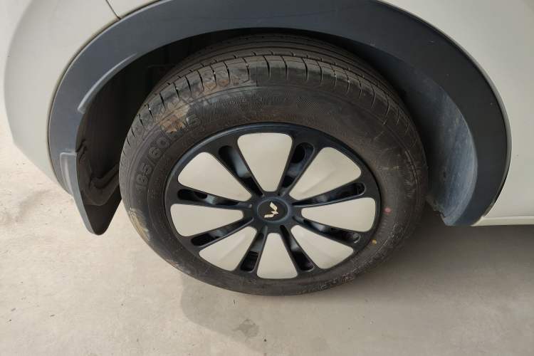 Used Wuling Bingo 2023 333 km Lingxi Connected Version
