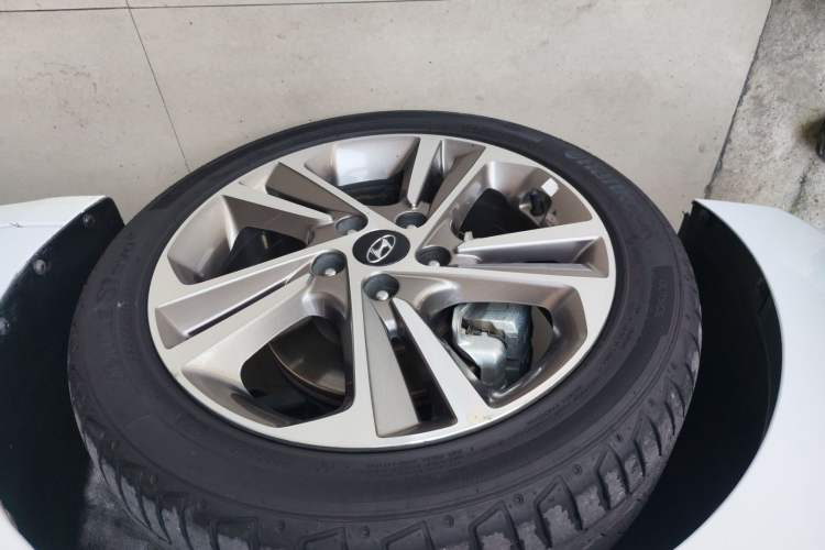 Used Hyundai Elantra (6th Generation / Lingdong) 2016 1.6L Automatic ZhiXuan – Elite Version