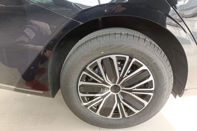 Used Geely Galaxy Galaxy Stellar 6 2026 Model 125km Free-Style Edition