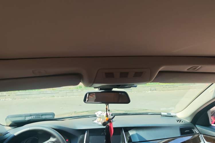 Used BMW 5 Series 2017 525Li Leading Model
