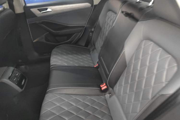 Used Volkswagen Sagitar 2023 300TSI DSG Excellence Edition Left Rear Seat