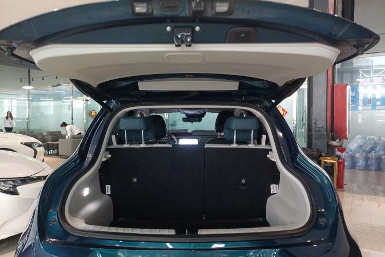 Used ORA Good Cat 2022 400km Standard Range Premium Version Lithium-Ion Battery Trunk