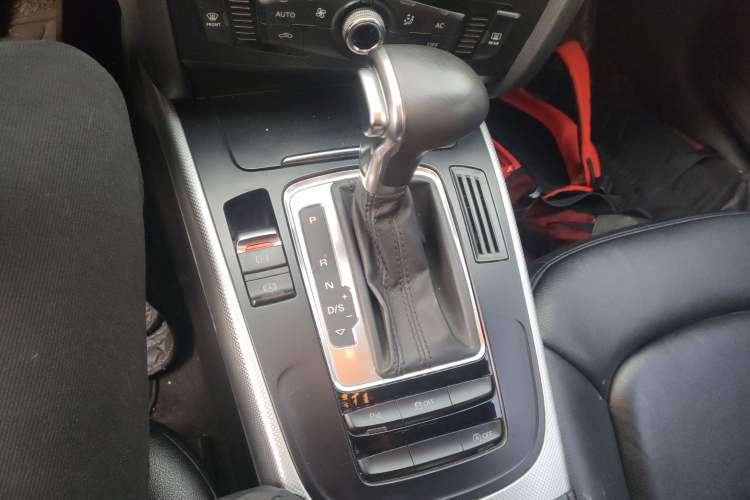 Used Audi A4L 2013 35 TFSI Automatic Comfort Model