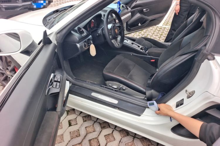 Used Porsche 718 2016 Cayman 2.0T
