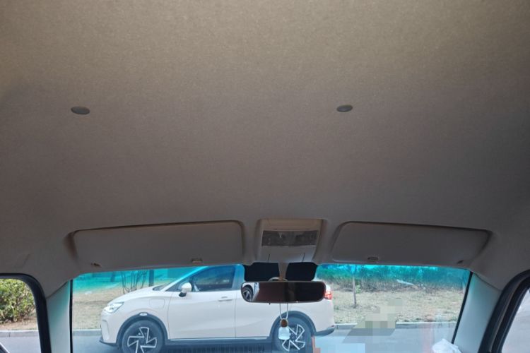 Used Jinbei New Hiace X30L 2023 1.5L Wealth Edition Van 2/5-Seater Air-Conditioned Model SWC15M