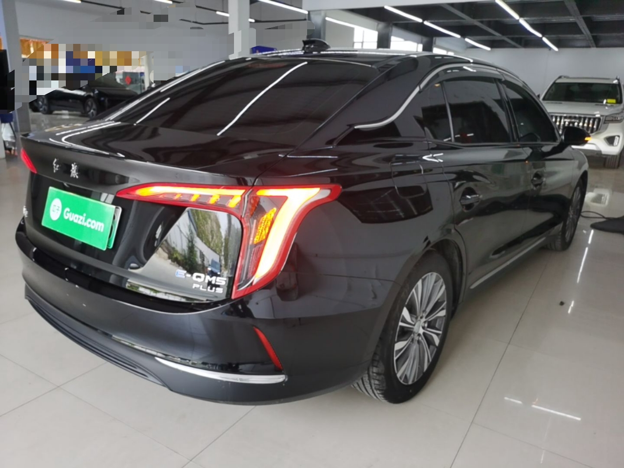 Hongqi E-QM5 2024 610 km PLUS — снимка 6