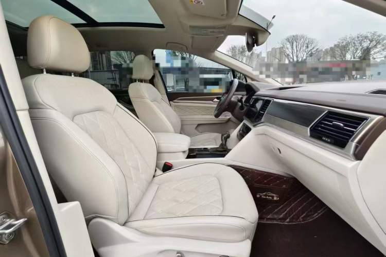 Used Volkswagen Viloran 2020 380TSI Prestige Edition
