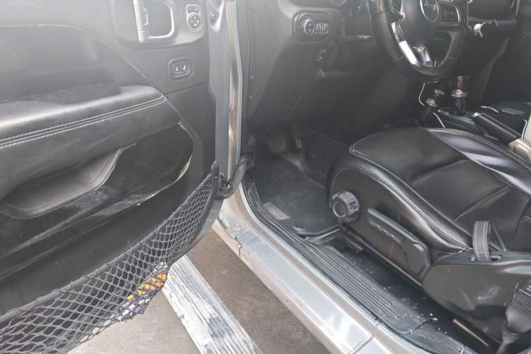 Used Jeep Wrangler  Driver Seat