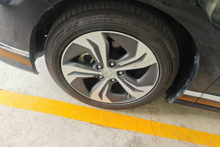 Used Honda Spirior 2017 Hybrid 2.0L Pure Drive Edition
