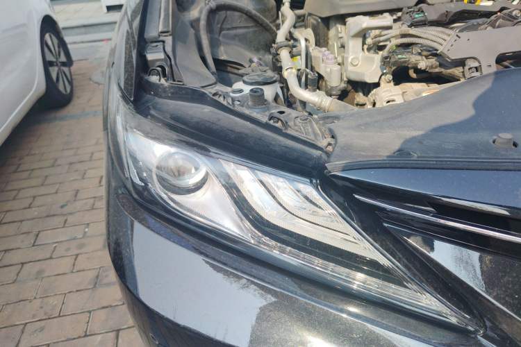 Used Toyota Camry 2021 2.5G Luxury Edition Right Front Headlight