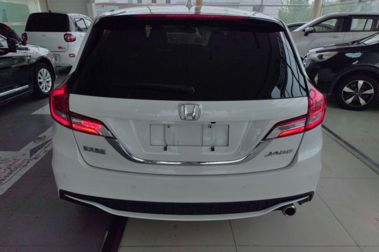 Used Honda Jade 2017 1.8L automatic Comfort version 5 seats
