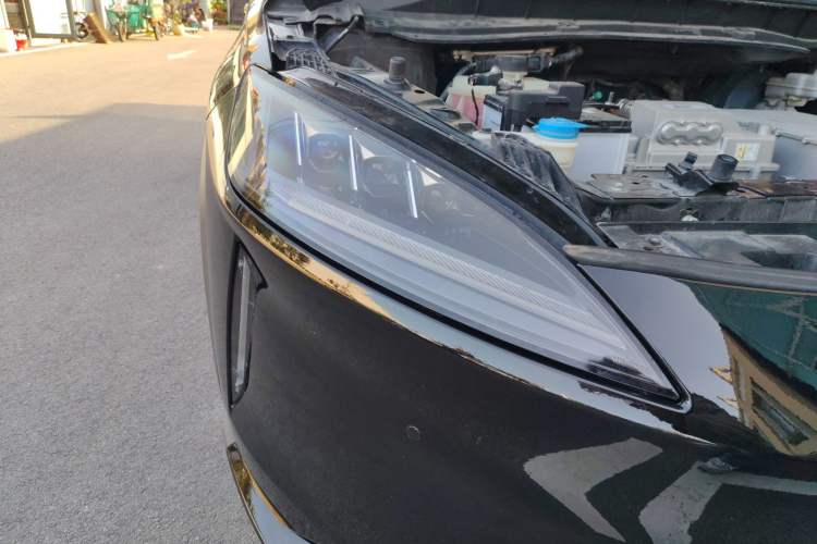 Used XPeng G3 2019 Enjoy Edition Right Front Headlight