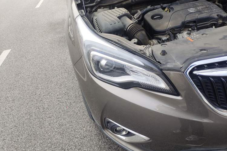 Used Buick Envision 2018 20T Two-Wheel-Drive Elite Model
