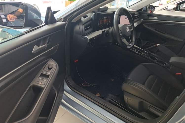Used Volkswagen Lamando 2022 Lavida L 280TSI DSG Hot Edition