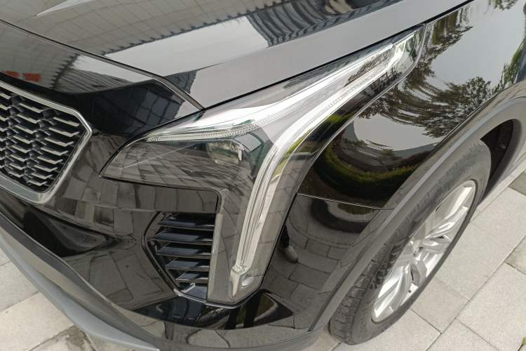 Used Cadillac XT4 2022 28T Two-Wheel Drive Prestige Version
