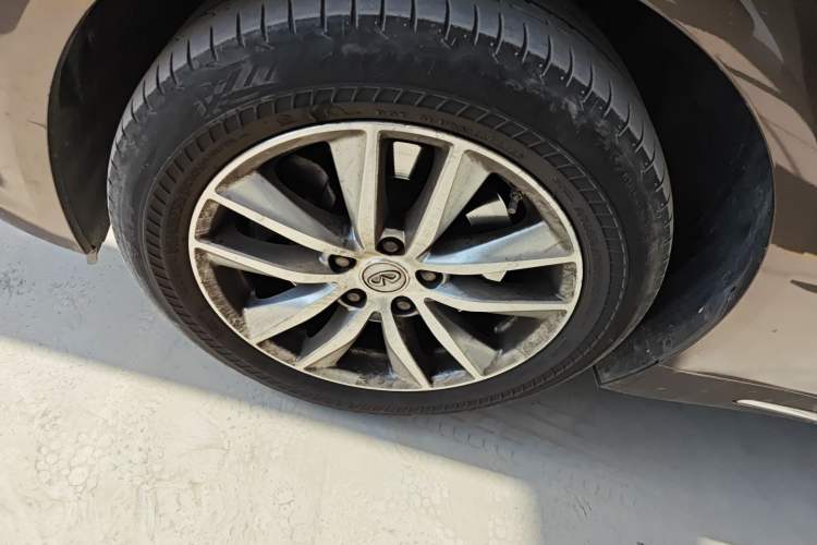 Used Infiniti Q50L 2016 2.0T Enjoyment Edition