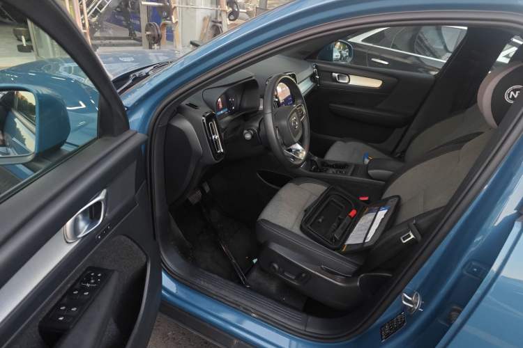 Used Volvo XC40 2023 B3 Smart & Stylish Edition