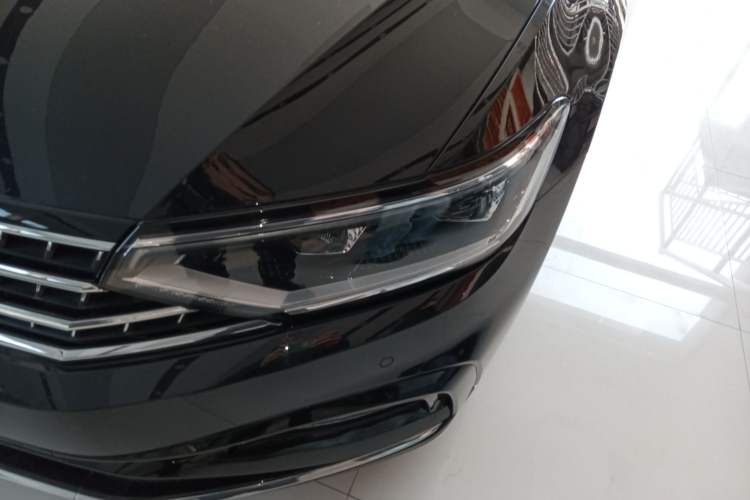 Used Volkswagen Magotan 2023 2 Million Units Commemorative Edition 330TSI DSG Luxury Version