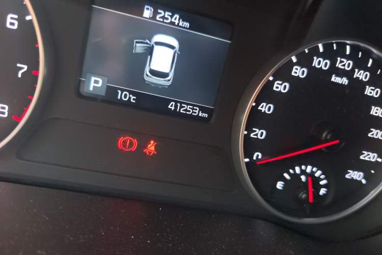 Used Kia KX3 2021 1.5L CVT Refreshed Edition Odometer Close Up