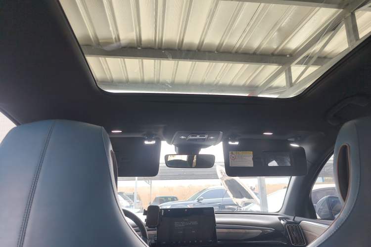 Used BYD Song Pro 2021 1.5T Automatic Xiaoyun Luxury Model Headliner