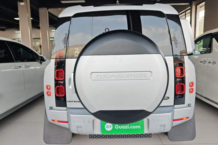 Used Land Rover Defender 2022 90 3.0T P400 XS
