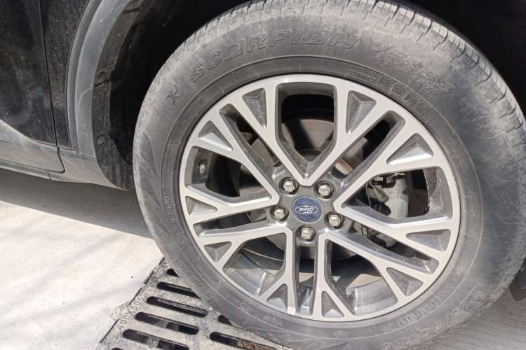 Used Ford Escape 2020 EcoBoost 245 Four-Wheel Drive Titanium Edition
