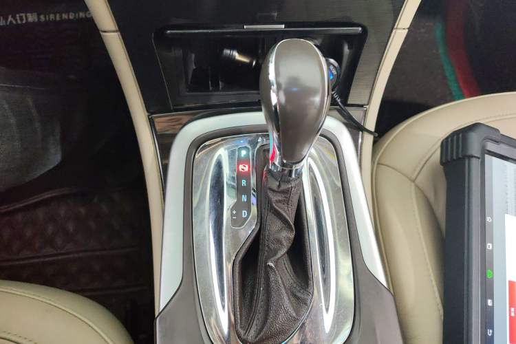 Used Buick Regal 2014 2.0L Elite Fashion Edition