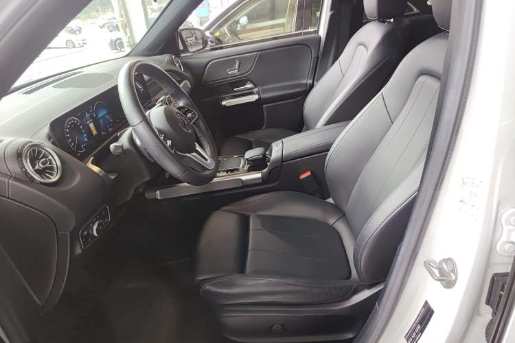 Used Mercedes-Benz GLB 2020 GLB 200 Stylish Edition
