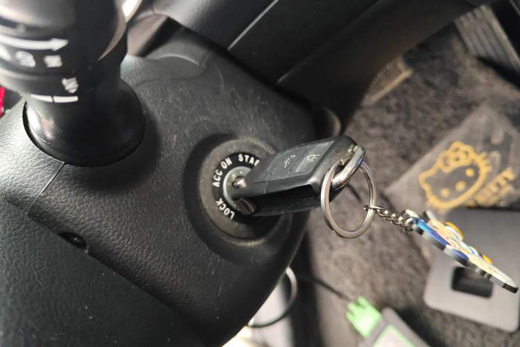 Used Kia K3 2013 1.6L Automatic GL Vehicle Key