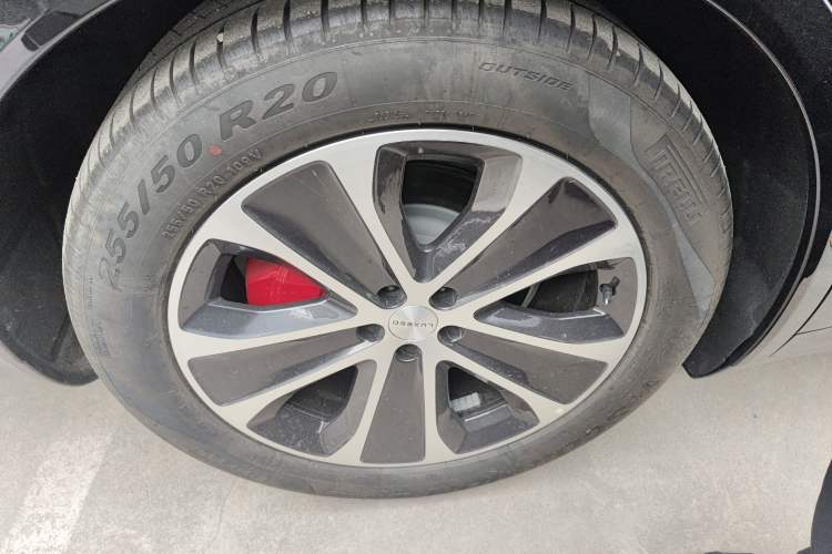 Used Hima Luxeed R7 2024 All-Electric 736 km Ultra